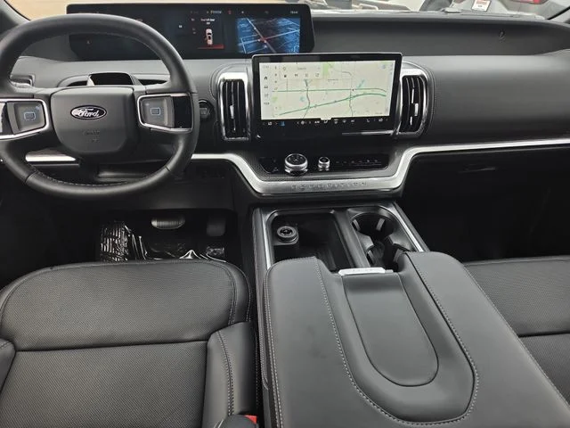 New 2026 Agate Black Metallic Ford Platinum® image 29