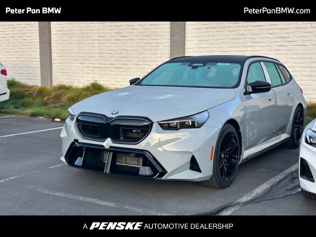 New 2027 Brooklyn Grey Metallic BMW Base image 1