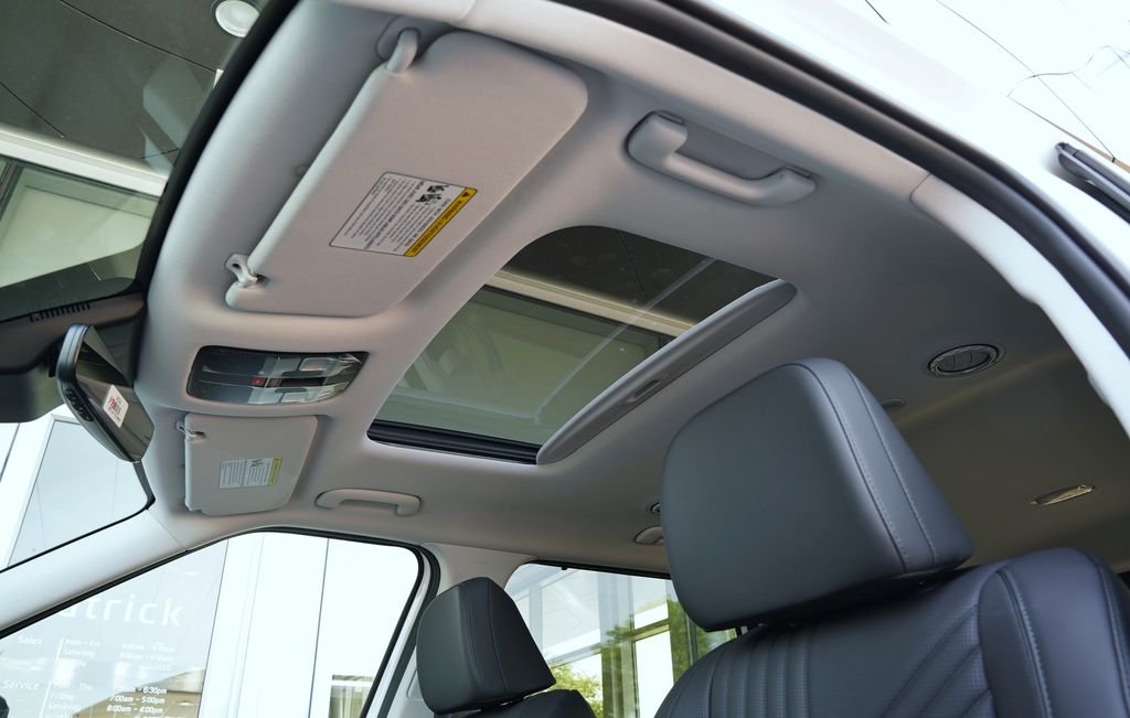 New 2026 Creamy White Pearl Hyundai SEL Premium image 37