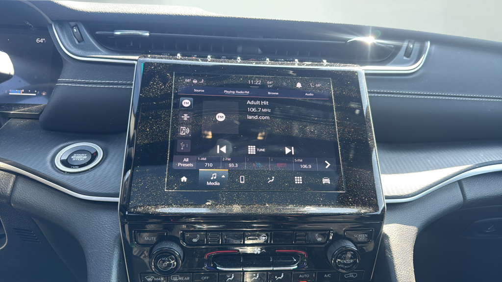 Used 2023 Black Jeep Altitude X image 14