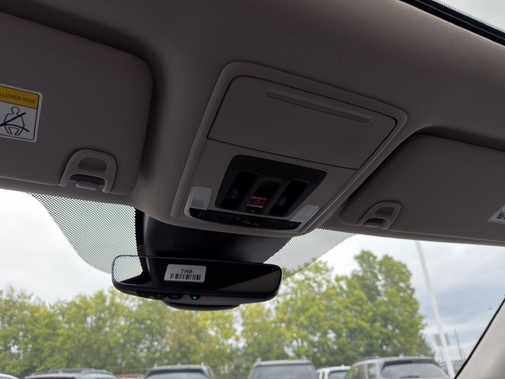 2026 Honda Pilot Elite - Photo 14
