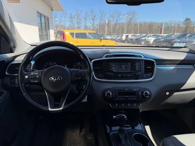 Used 2016 Snow White Pearl Kia EX image 8