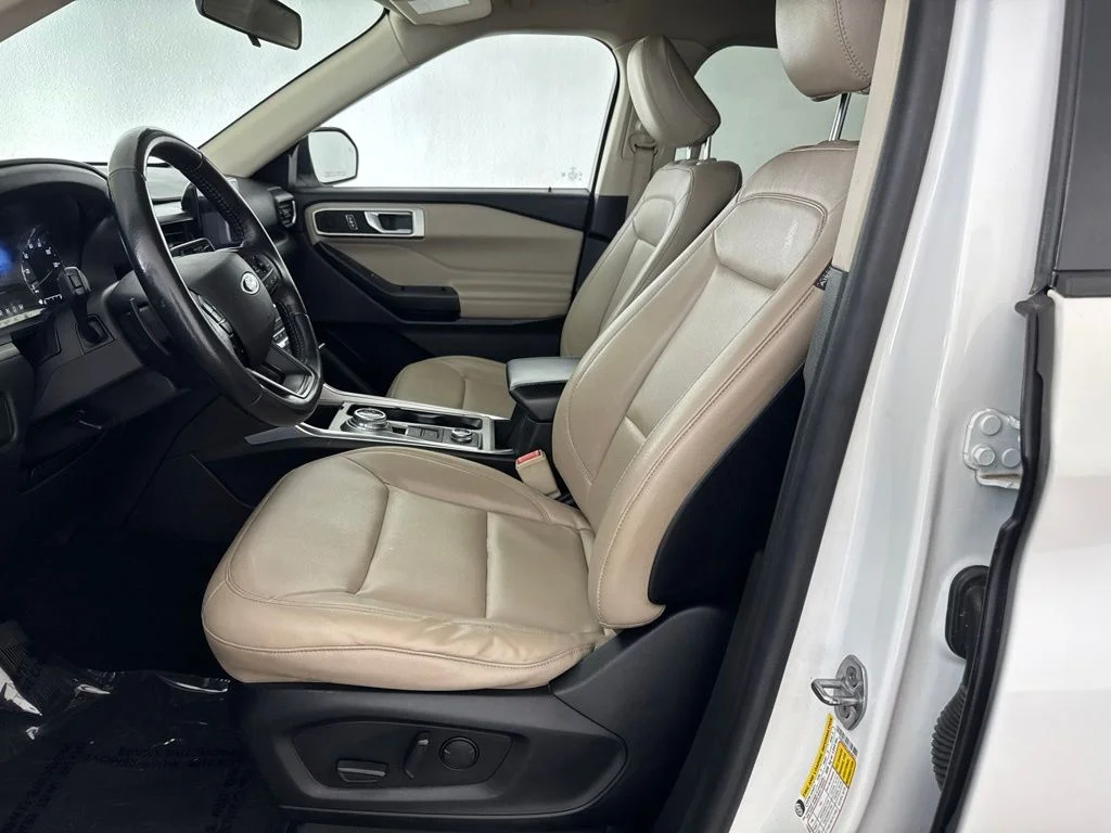 Used 2020 White Ford XLT image 23
