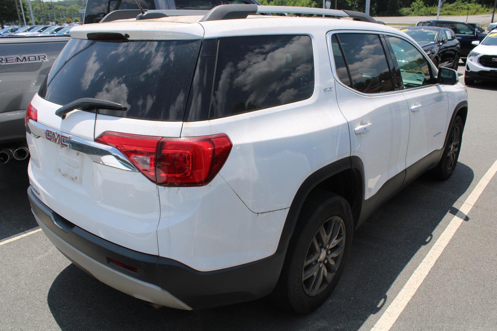 Used 2019 Summit White GMC SLT image 6