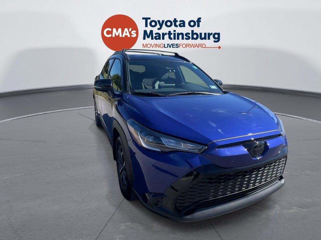 Used 2025 Blue Crush Metallic w/Jet Black Roof Toyota Hybrid SE image 8