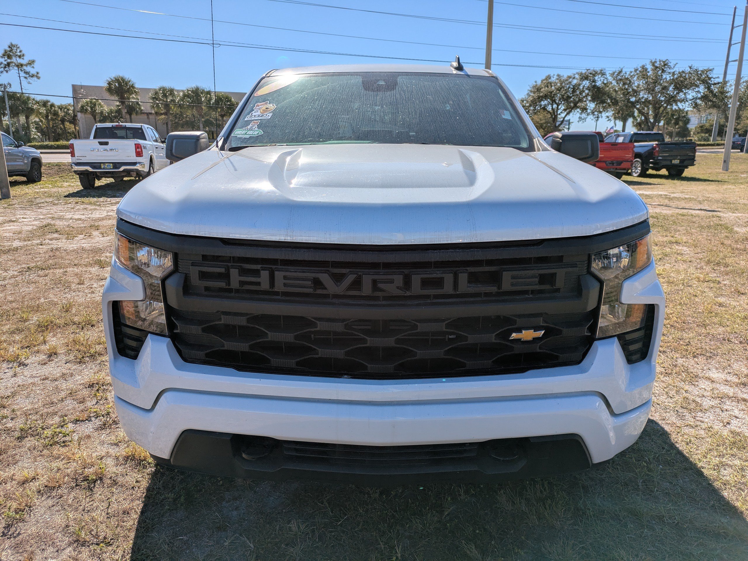 Used 2022 Summit White Chevrolet Custom image 9