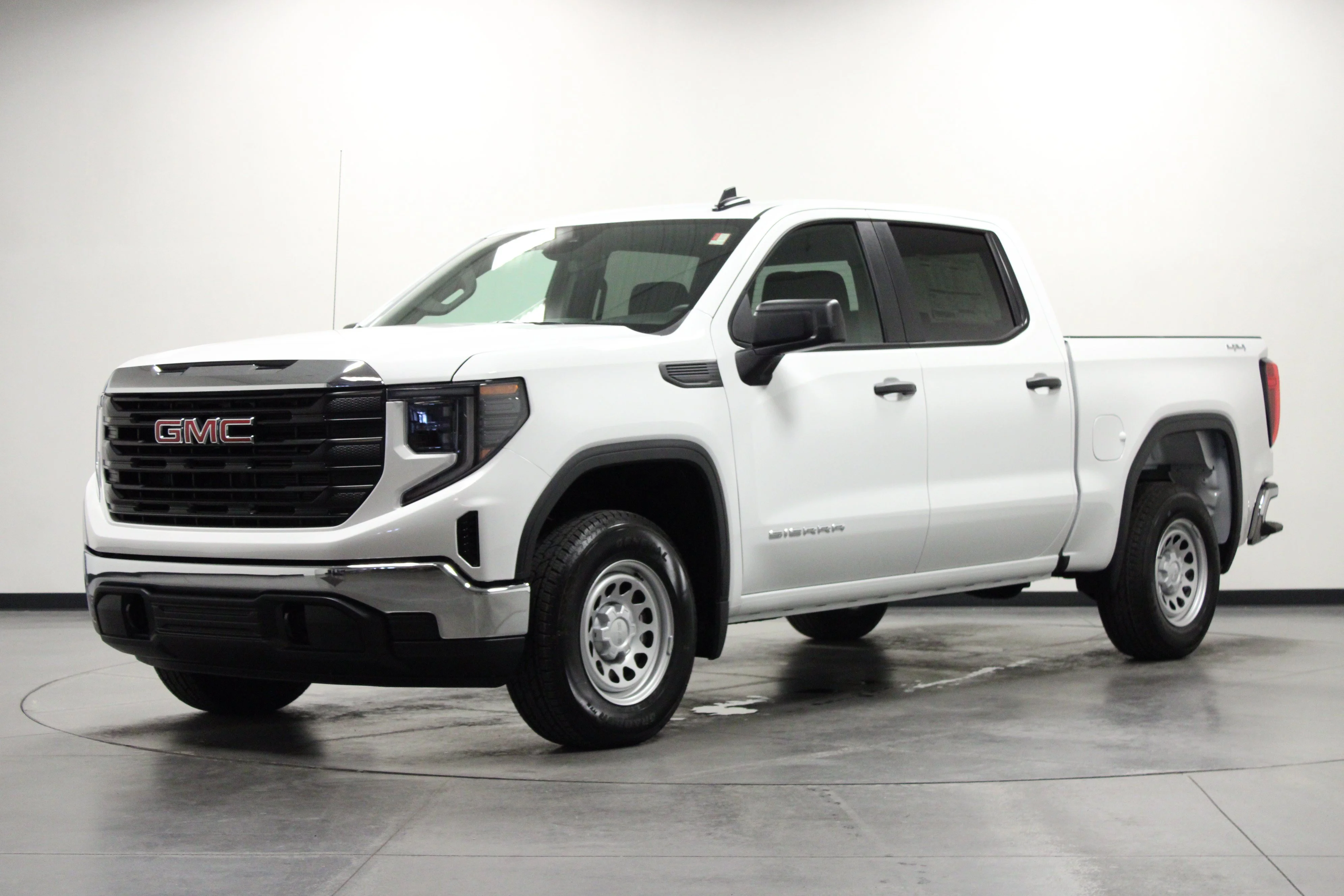 New 2026 Summit White GMC Pro image 8