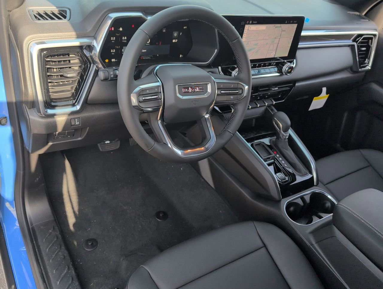 New 2026 Rapids Metallic GMC Elevation image 10