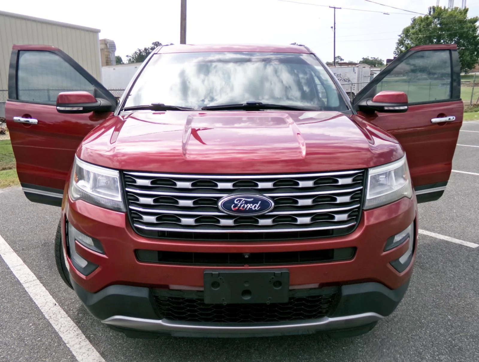 Used 2017 Ruby Red Metallic Tinted Clearcoat Ford Limited image 6