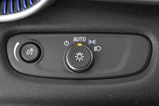 Used 2024 White Chevrolet LT image 29