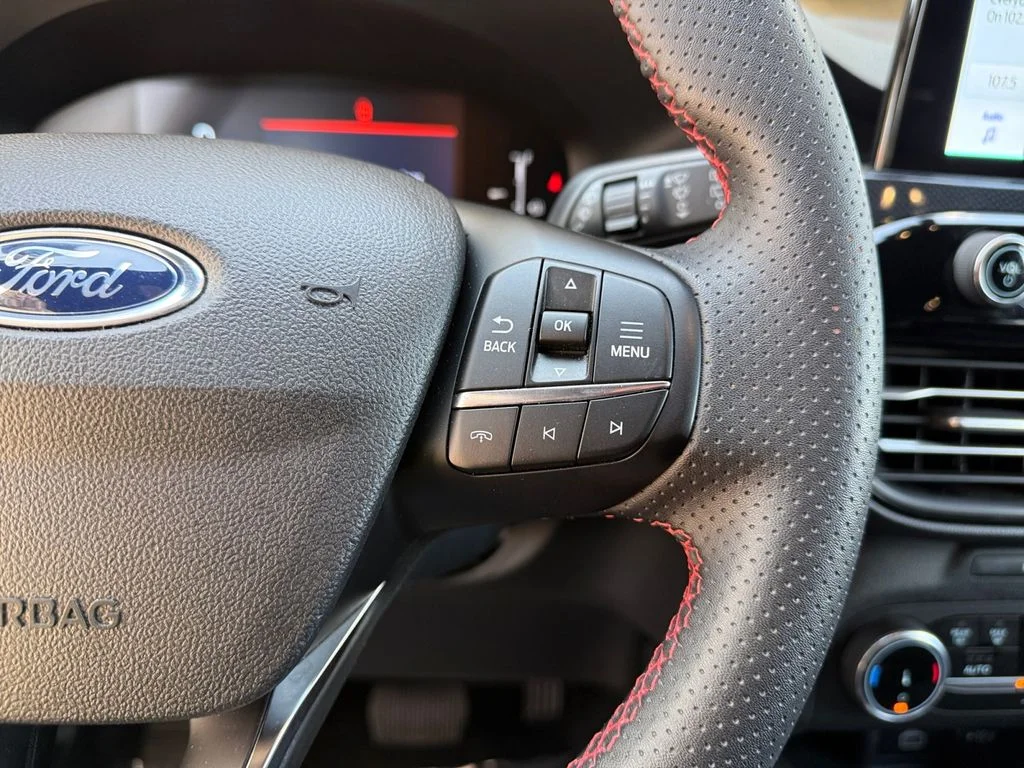 Used 2025 Gray Ford ST-Line image 25