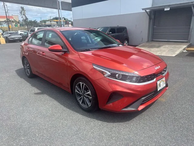 Used 2024 Red Kia LXS image 7