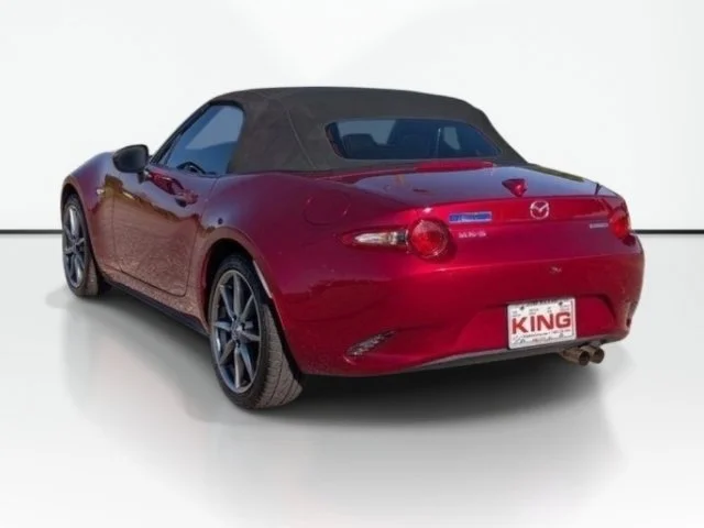 Used 2023 Red Mazda Grand Touring image 6