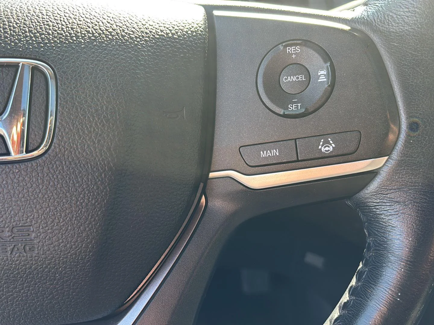 Used 2019 Crystal Black Pearl Honda EX-L image 32