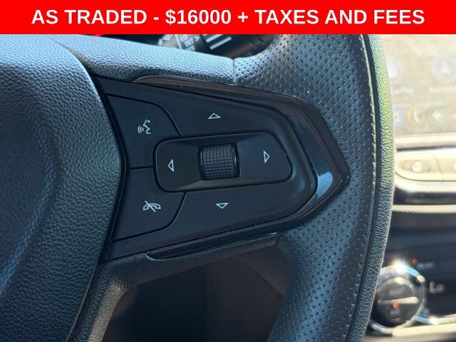 Used 2023 White Chevrolet LT image 21