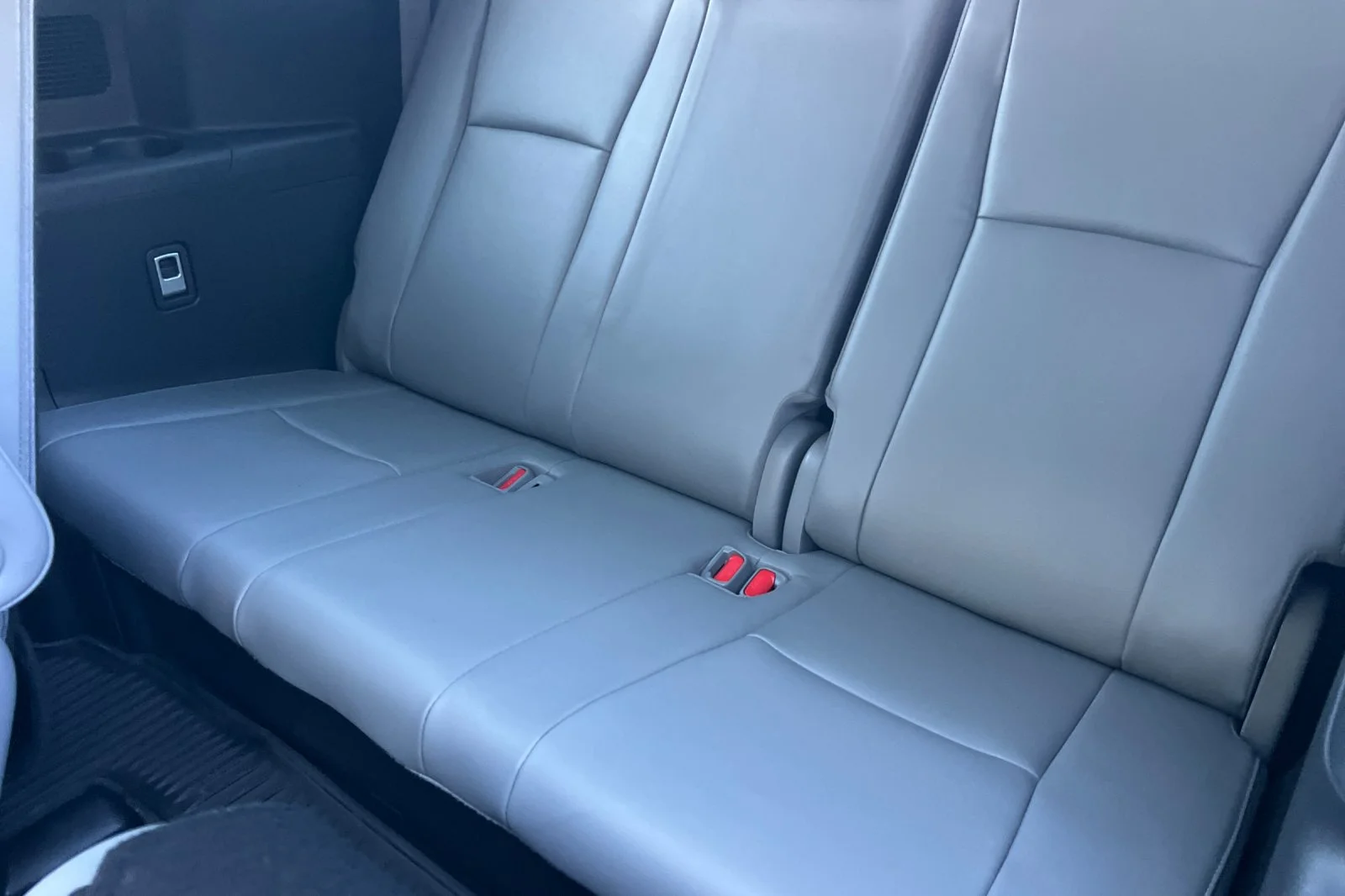 Certified Used 2022 Wind Chill Pearl Toyota Platinum image 16