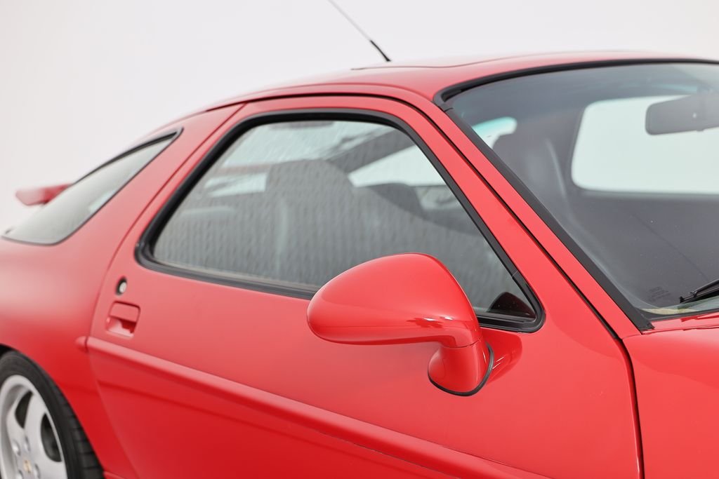 Used 1994  Porsche GTS image 19