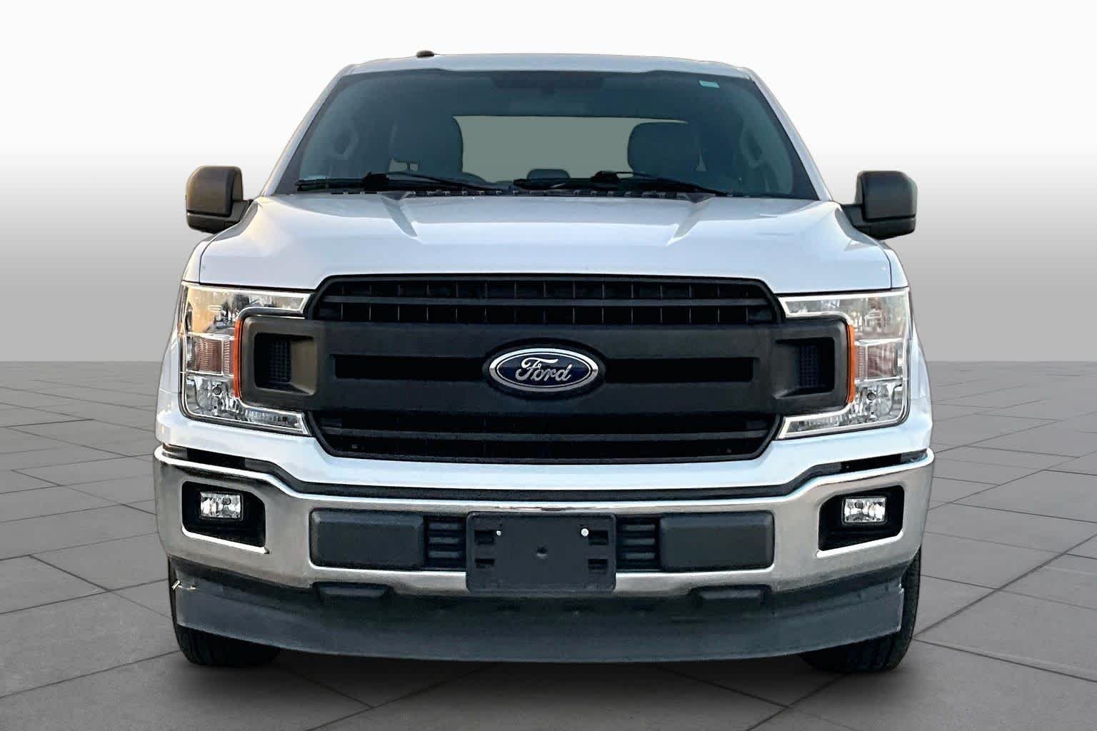 Used 2018 Oxford White Ford XL image 4