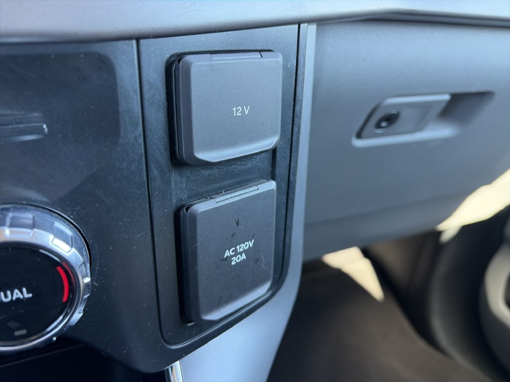 Certified Used 2025 Gray Metallic Ford XLT image 26