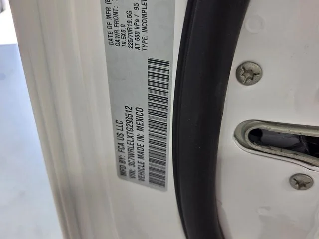 New 2026 Bright White Clear-Coat Exterior Paint RAM Tradesman image 17
