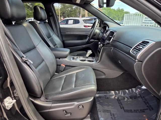 Used 2019 Black Jeep Limited image 20
