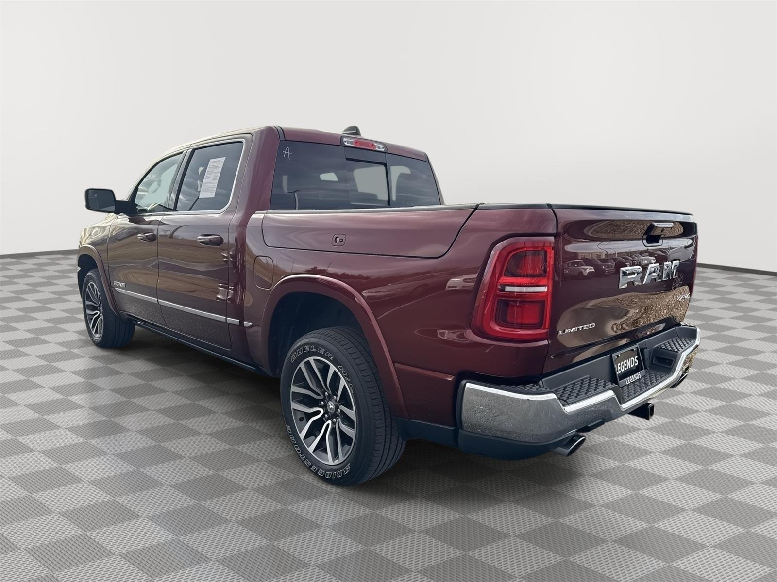 Used 2025 Delmonico Red Pearlcoat Ram Limited image 11