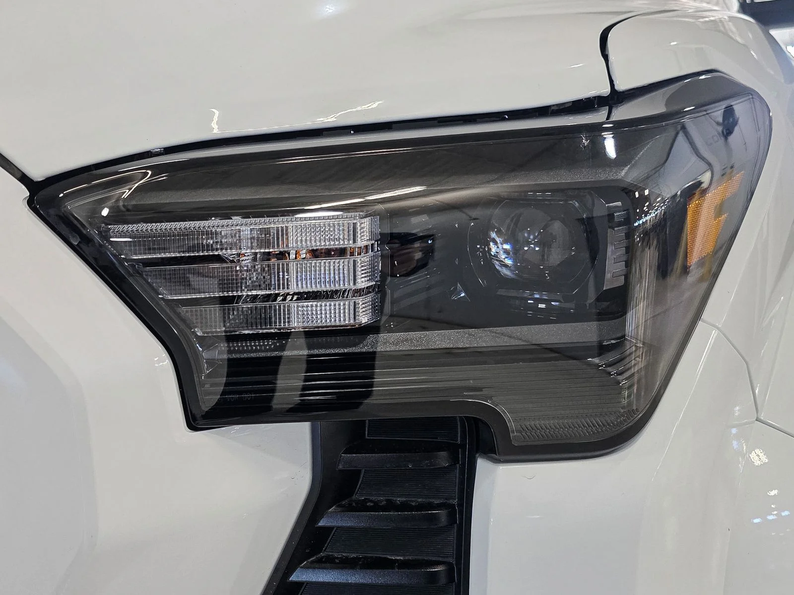 2026 Toyota Tacoma SR5 - Photo 14