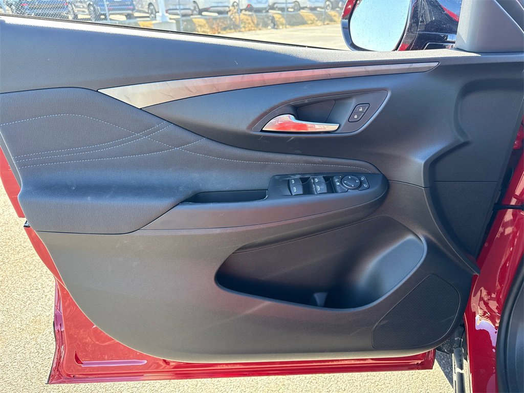 2026 BUICK ENVISTA - Image 11