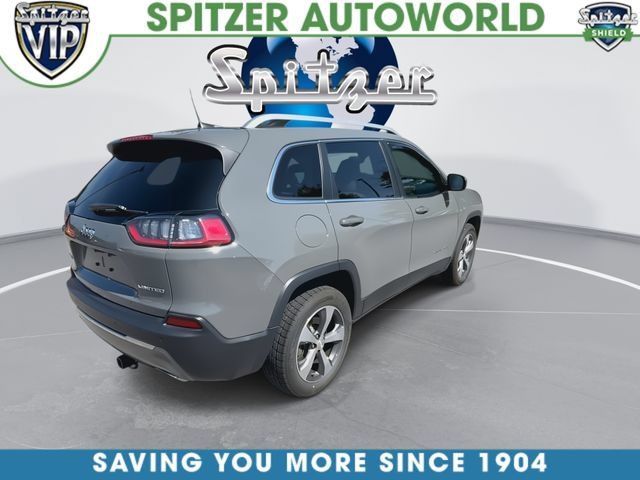 Used 2019  Jeep Limited image 8