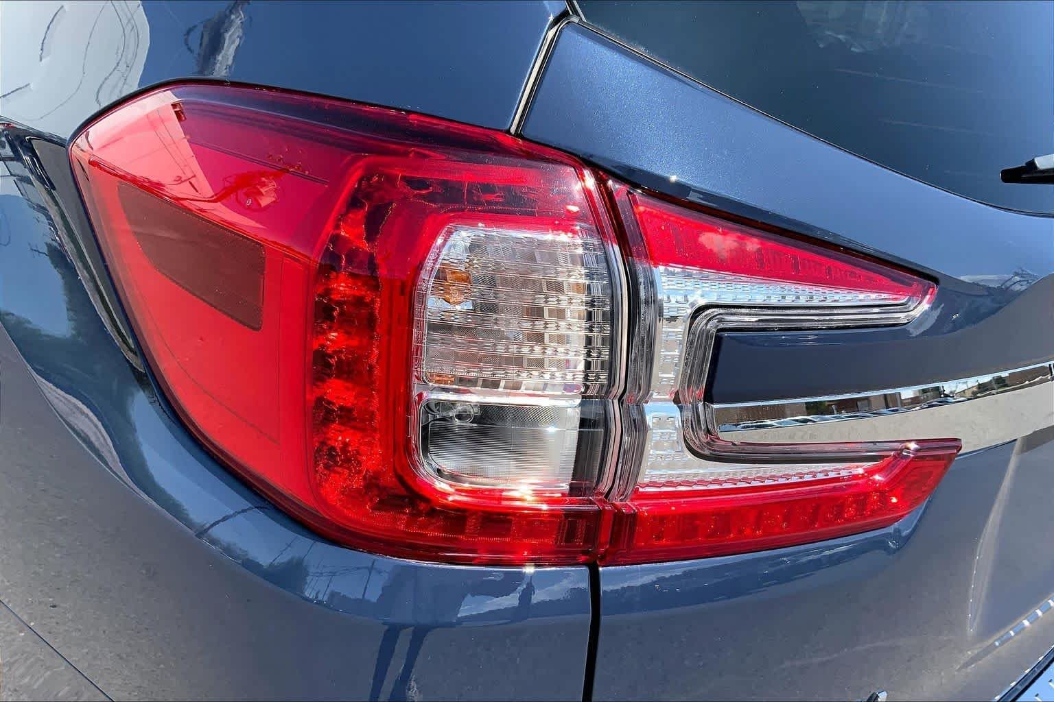 Used 2023 Cosmic Blue Pearl Subaru Touring image 26