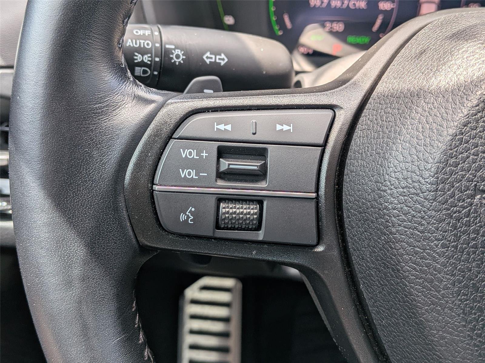 Used 2023 Urban Gray Pearl Honda Sport image 20