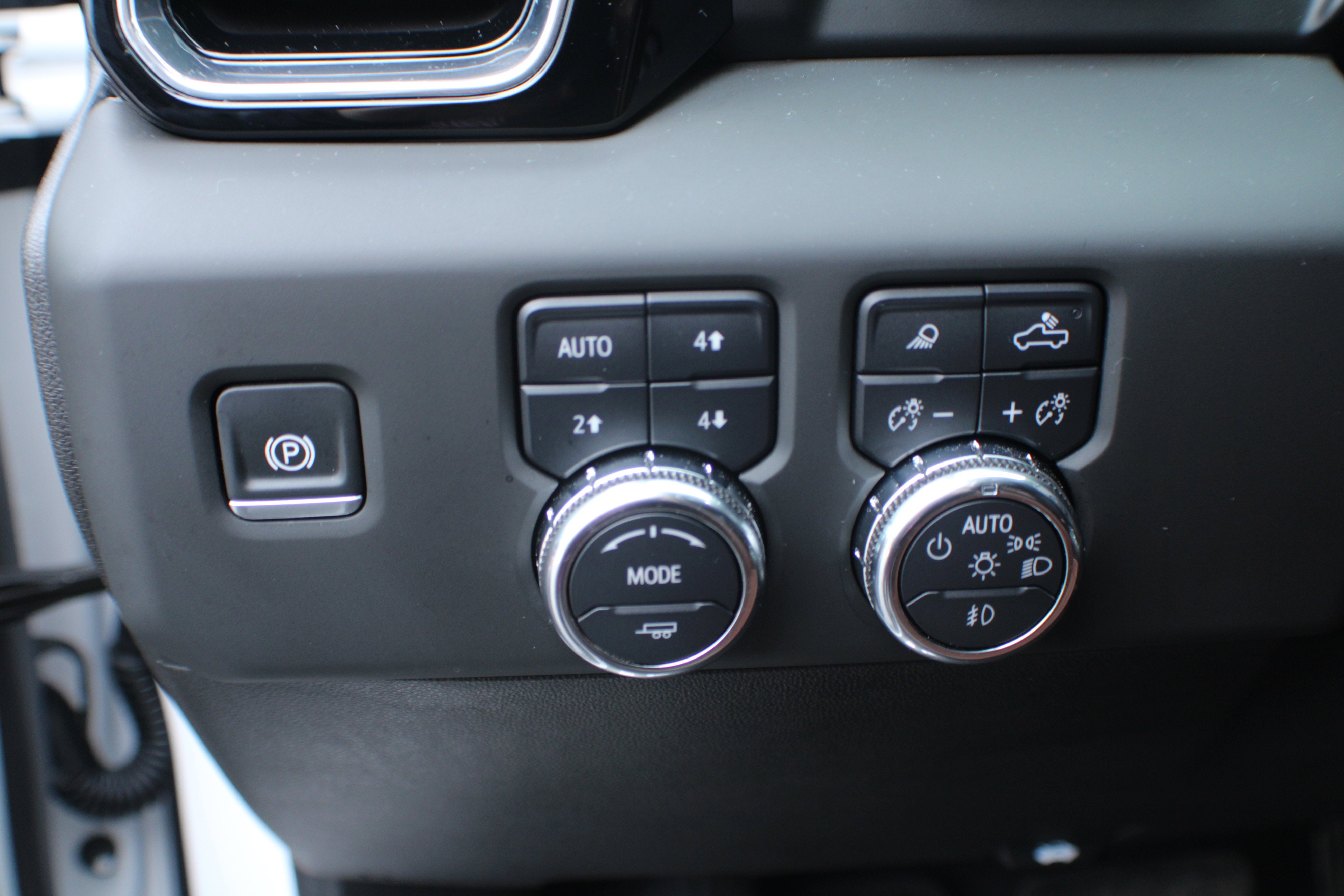 2025 GMC Sierra 1500 Denali Ultimate - Photo 8