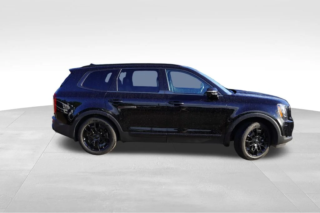 Used 2021 Ebony Black Kia SX image 2