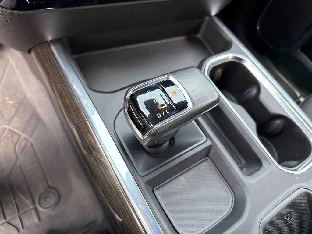 Used 2022 Glacier Blue Metallic Chevrolet RST image 28