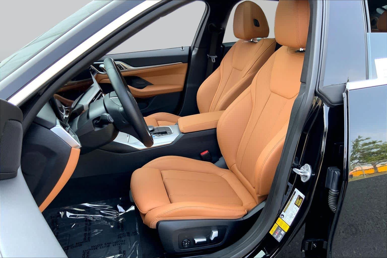 Used 2023 Jet Black BMW eDrive40 image 7