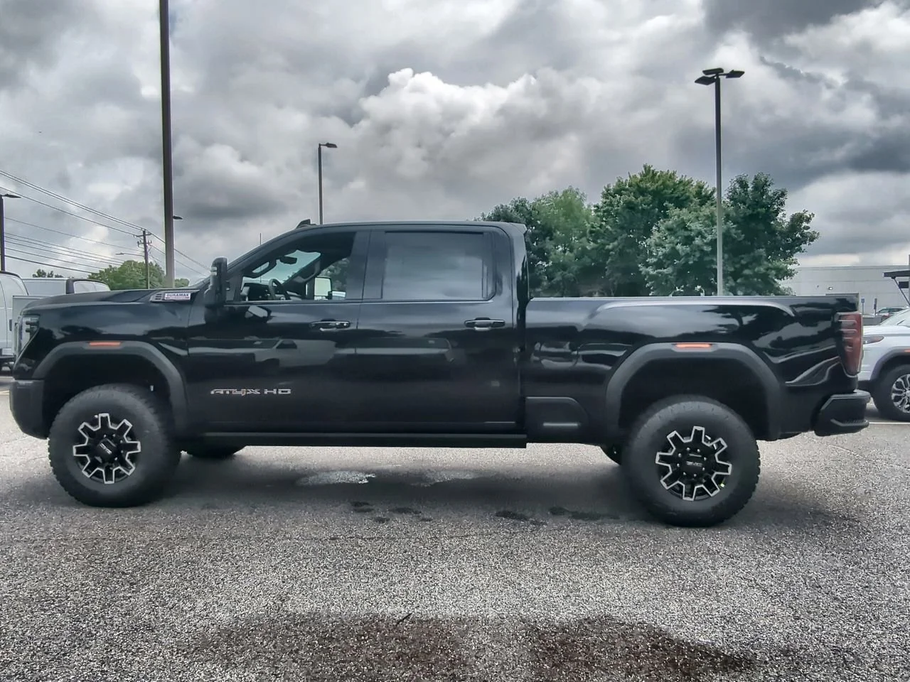New 2026 Onyx Black GMC AT4X image 5