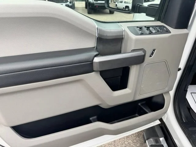 Used 2021 White Ford XL image 15
