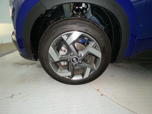 Used 2026 Blue Hyundai SEL image 10