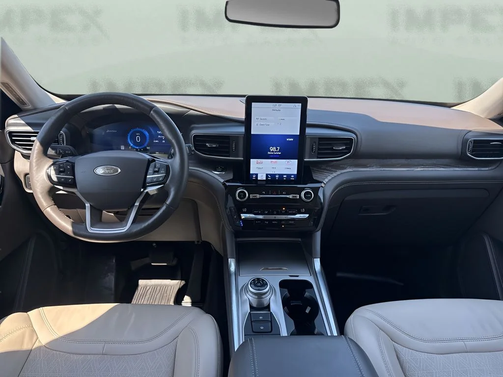 Used 2021 White Ford Platinum image 15