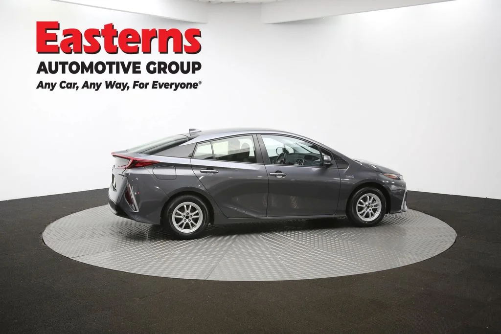 Used 2021 Gray Toyota LE image 41