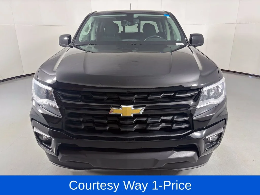 Used 2022 BLACK Chevrolet 2WD LT image 4