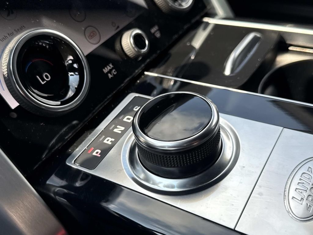 Used 2019 Black Land Rover 5.0L V8 Supercharged image 5