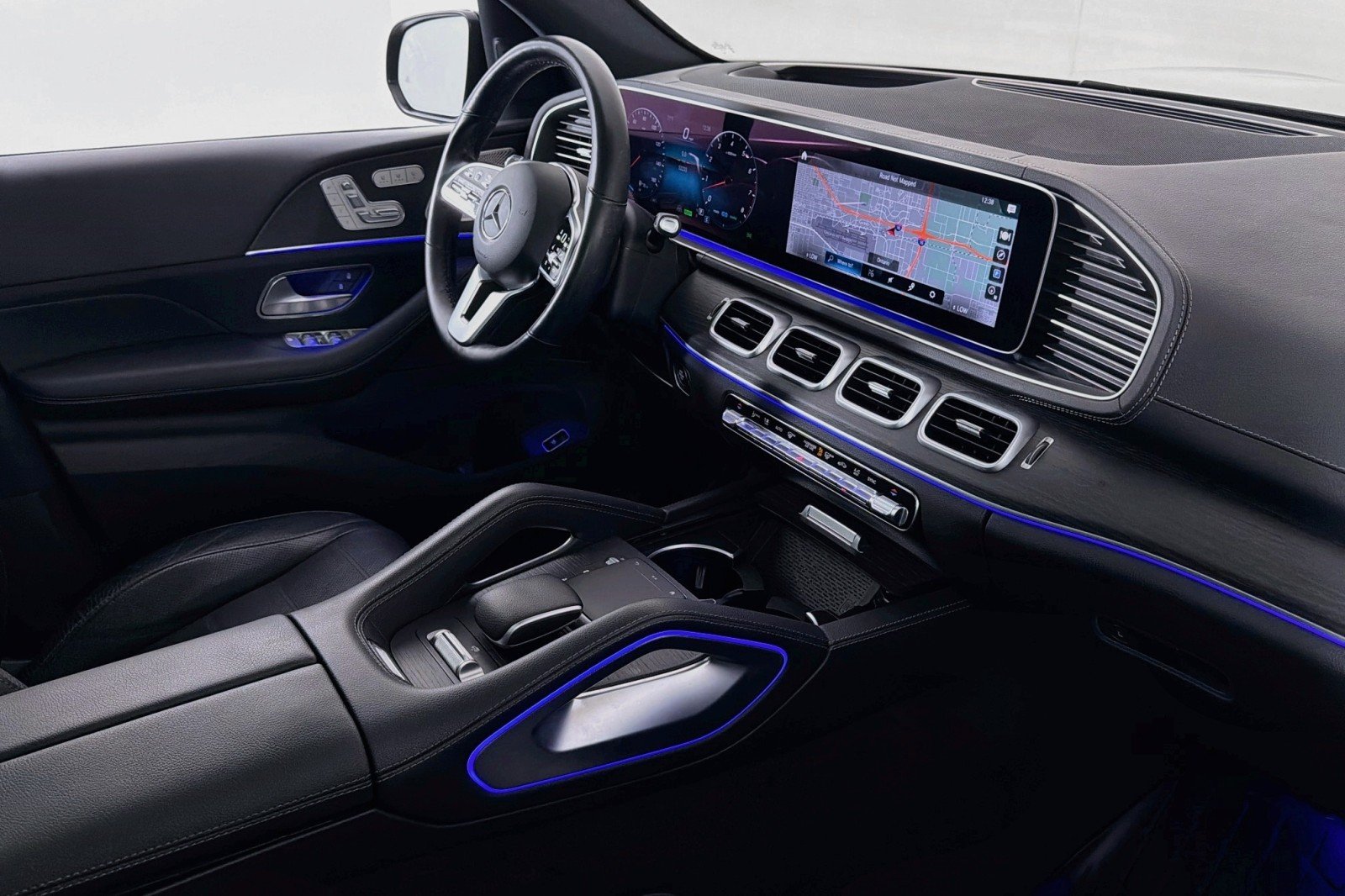 Certified Used 2023 Obsidian Black Metallic Mercedes-Benz 580 image 18