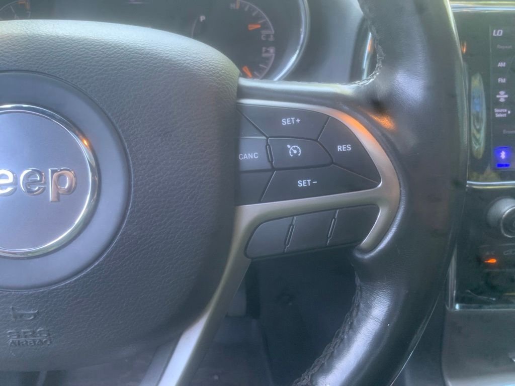 Used 2020 Diamond Black Crystal Pearlcoat Jeep Limited image 11