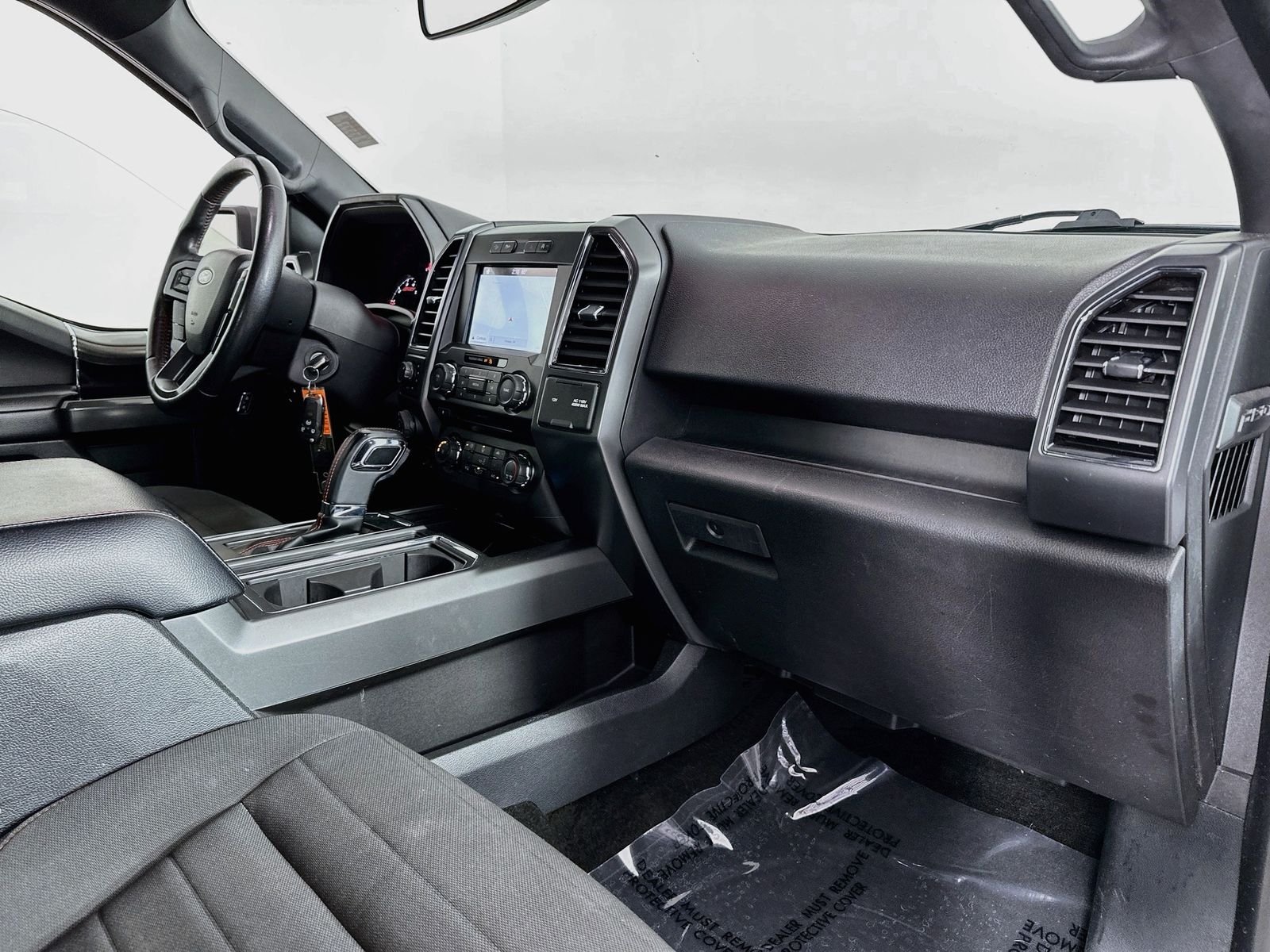 Used 2018 Ingot Silver Ford XLT image 29
