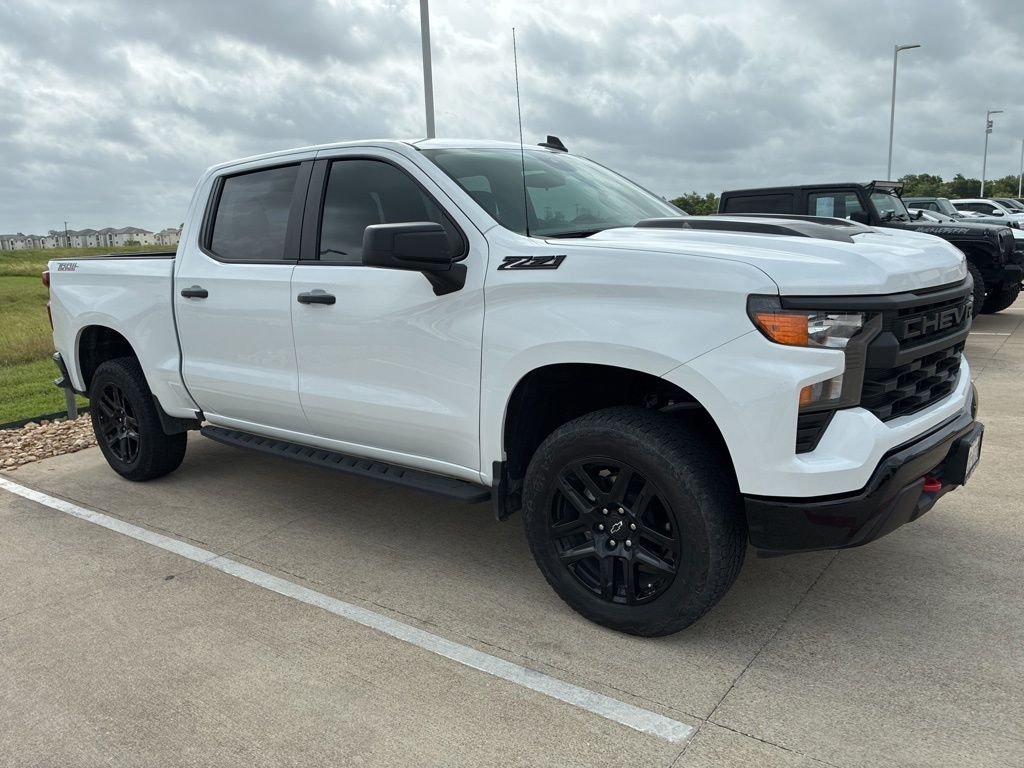 2023 Chevrolet Silverado 1500 Custom Trail Boss 4X4 Crew Cab Short Box's photo