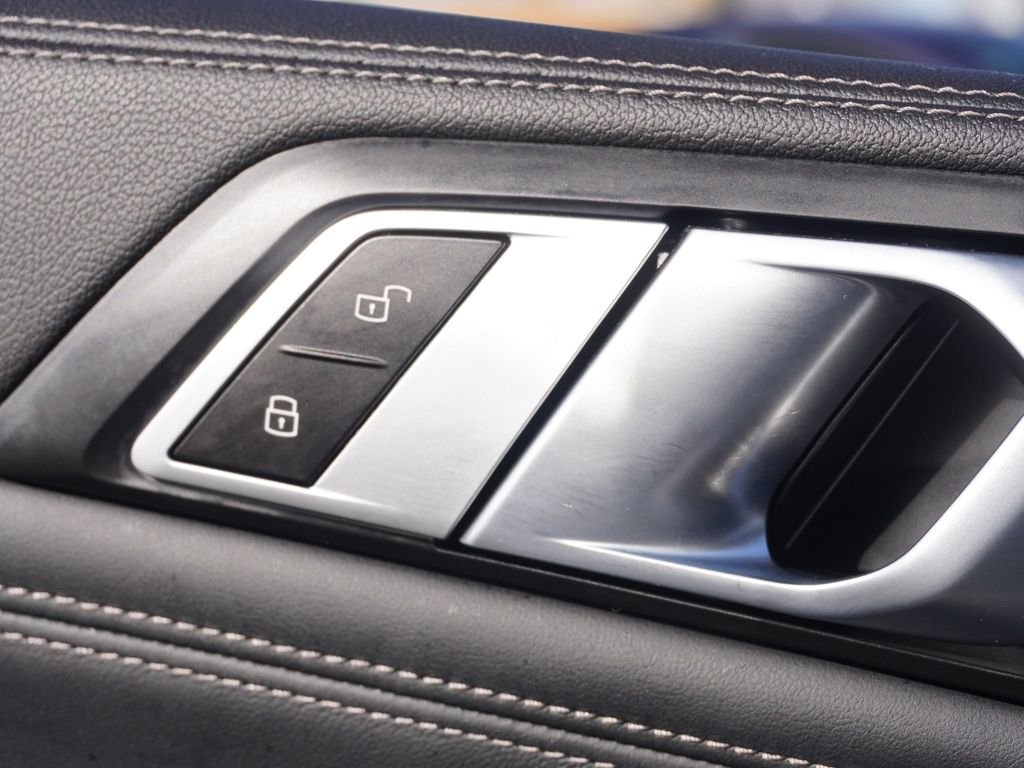 Used 2023 Black BMW xDrive40i image 35