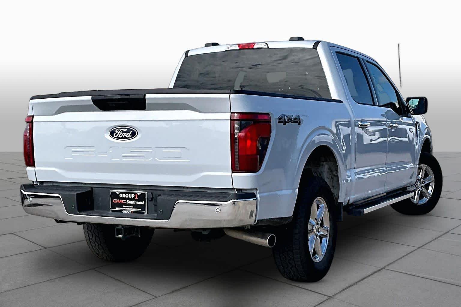 Used 2025 Space White Ford XLT image 13