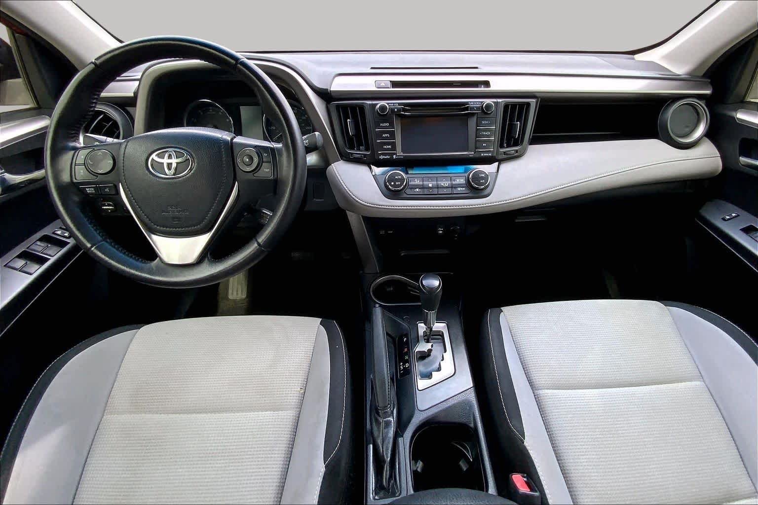 Used 2016 Barcelona Red Metallic Toyota XLE image 16