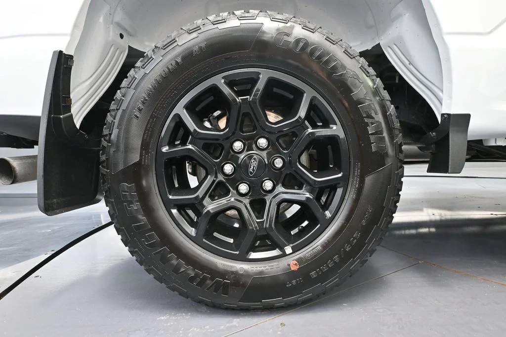 2025 Ford F-150 XLT - Photo 16